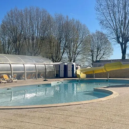 Dom wakacyjny Spacious And Comfortable Mobile - Lf42 La Ferme 4 Stars Saint-Augustin (Charente-Maritime)